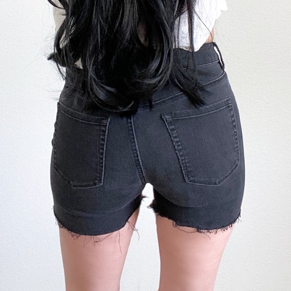 Bullhead High Waisted Black Shorts RAW hem, 26 - Picture 2 of 8